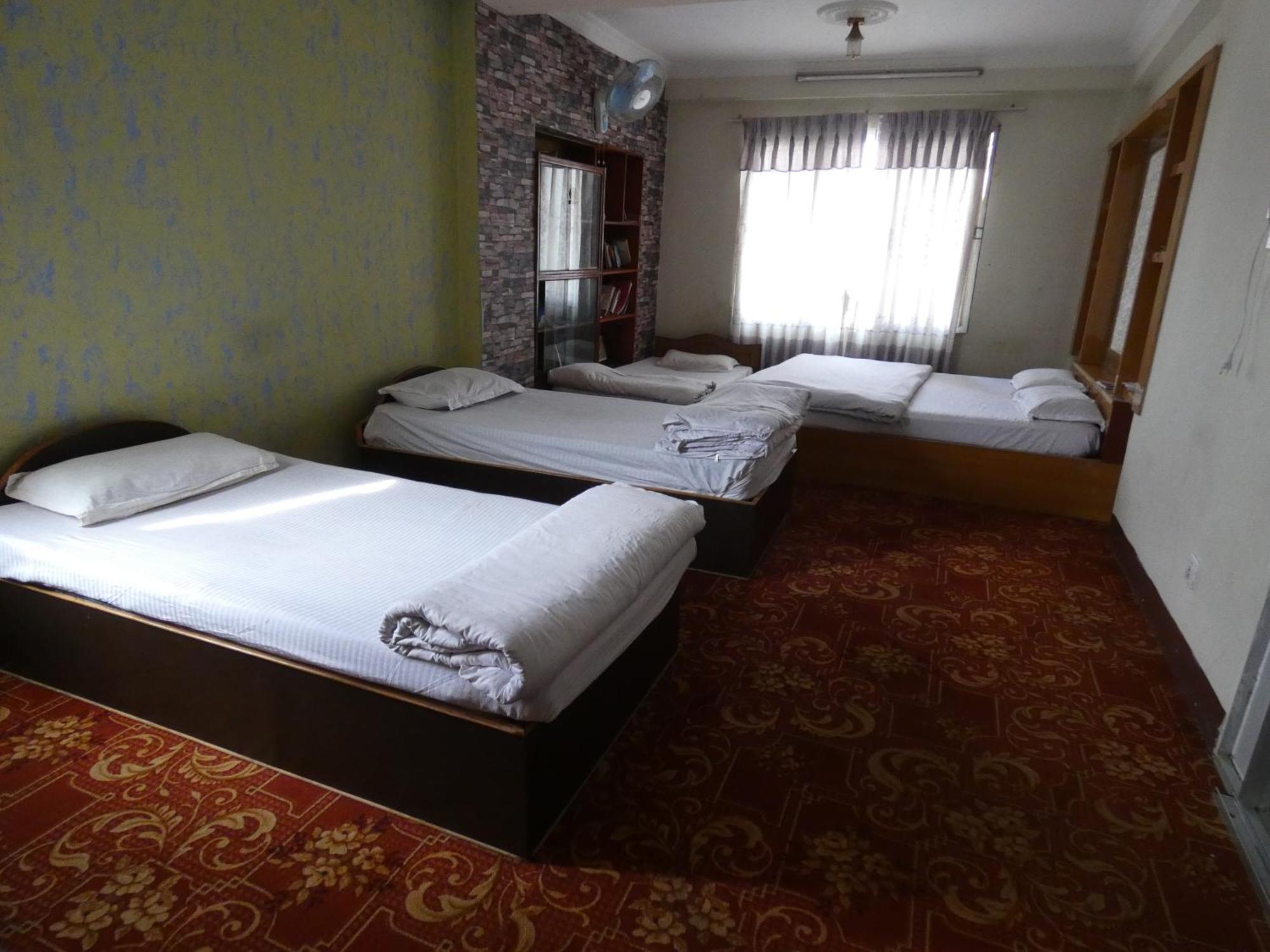 Sara'S Backpackers Hotel Катманду Екстер'єр фото