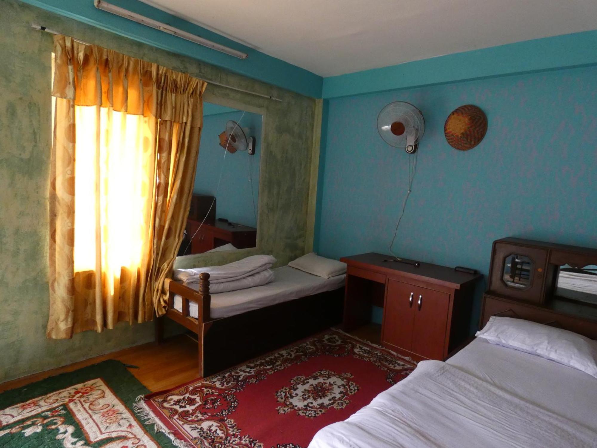 Sara'S Backpackers Hotel Катманду Екстер'єр фото